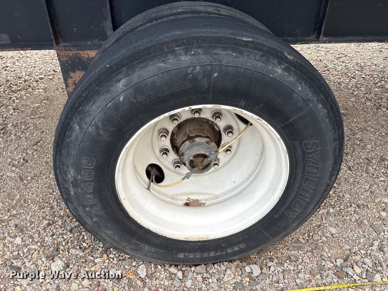 image for item EU0485 2008 Transcraft Eagle II W2 flatbed trailer