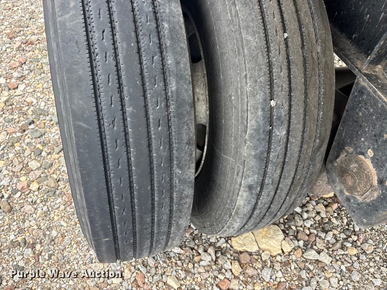 image for item EU0485 2008 Transcraft Eagle II W2 flatbed trailer