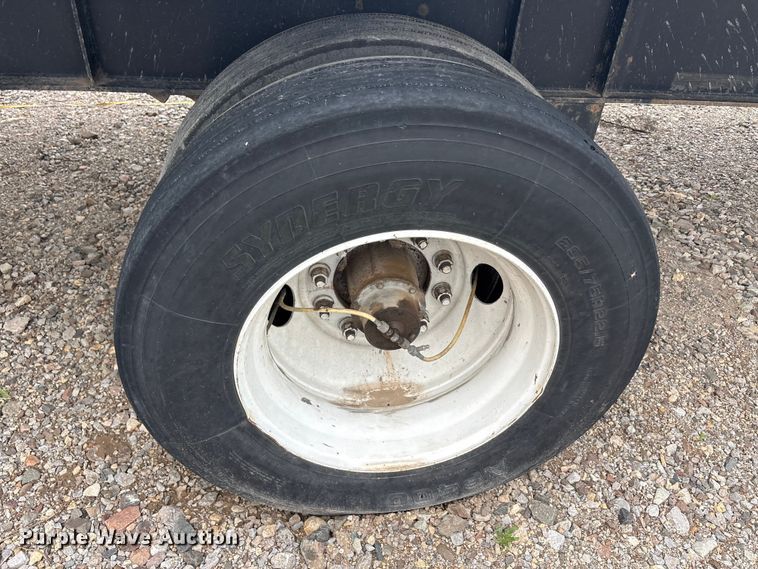 image for item EU0485 2008 Transcraft Eagle II W2 flatbed trailer