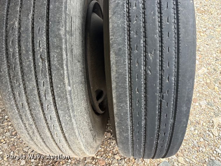 image for item EU0485 2008 Transcraft Eagle II W2 flatbed trailer