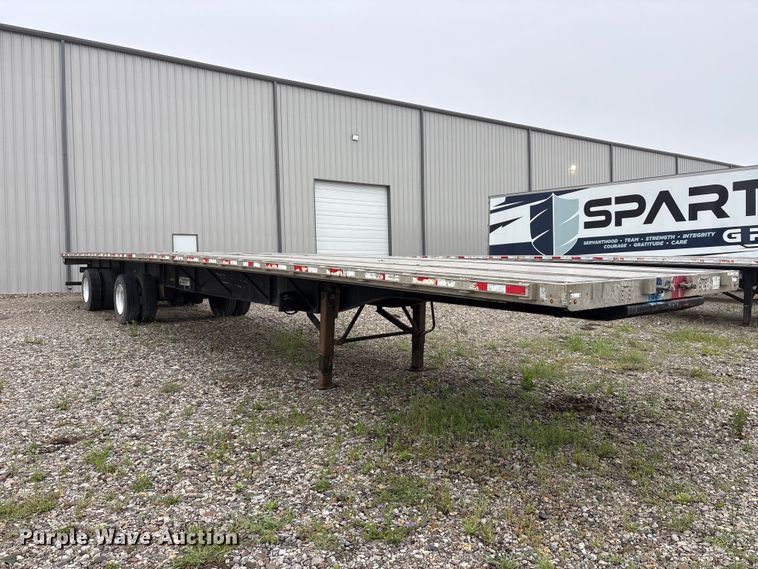 image for item EU0486 2007 Transcraft Eagle IIN W2 flatbed trailer