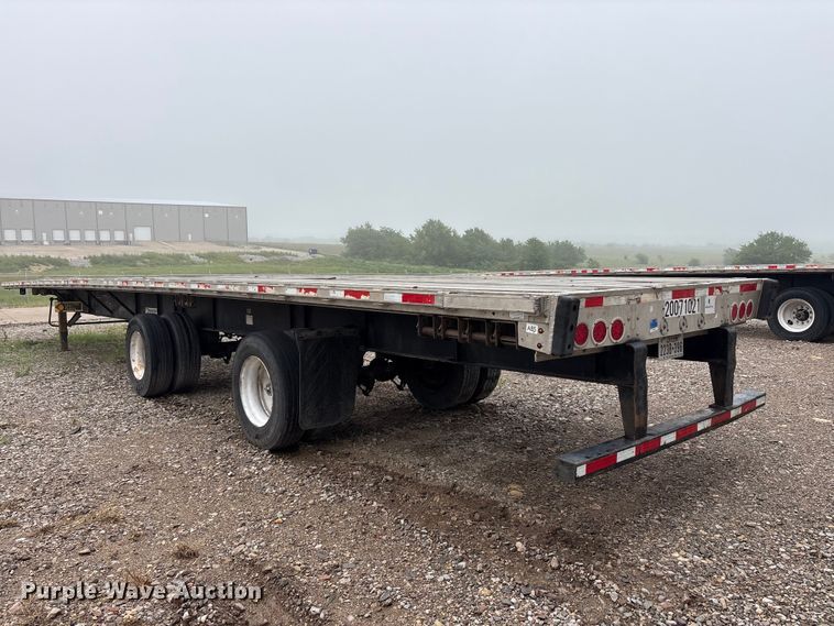 image for item EU0486 2007 Transcraft Eagle IIN W2 flatbed trailer