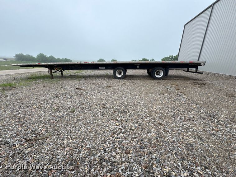 image for item EU0486 2007 Transcraft Eagle IIN W2 flatbed trailer