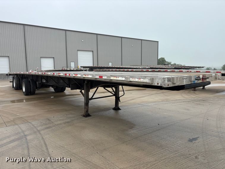image for item EU0487 2008 Transcraft flatbed trailer