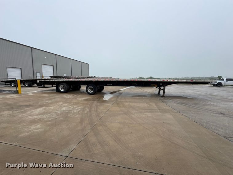 image for item EU0487 2008 Transcraft flatbed trailer