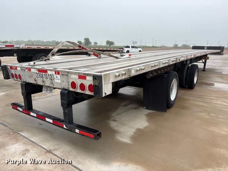 image for item EU0487 2008 Transcraft flatbed trailer