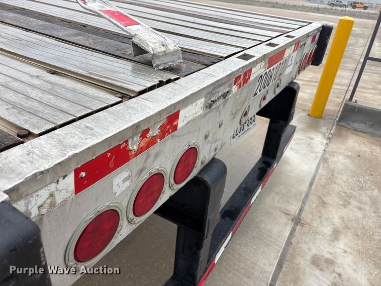 image for item EU0487 2008 Transcraft flatbed trailer