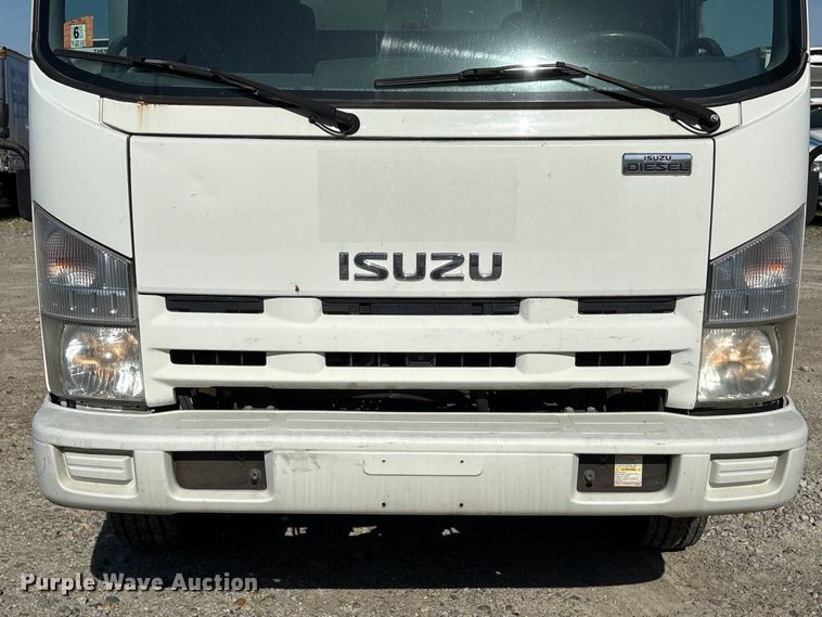 image for item EU0547 2012 Isuzu NRR refrigerated truck