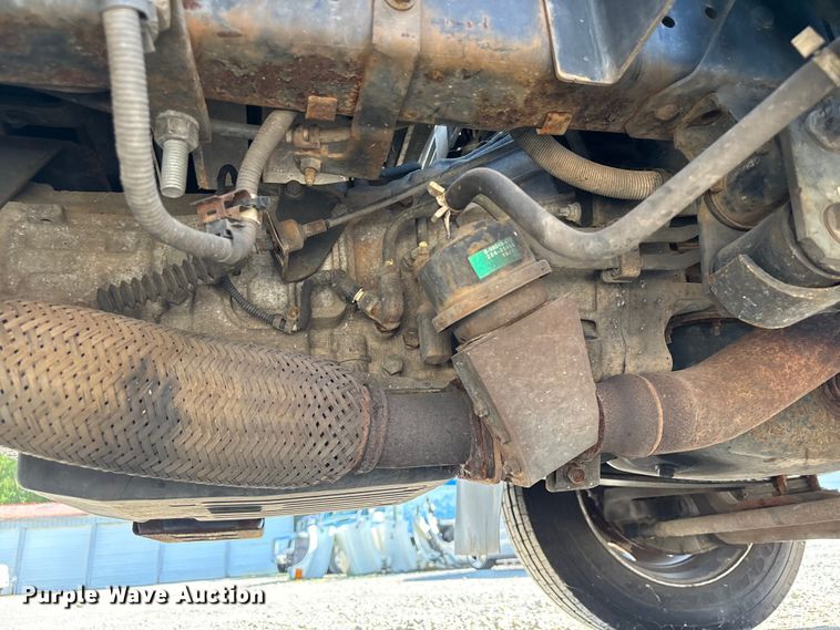 image for item EU0547 2012 Isuzu NRR refrigerated truck