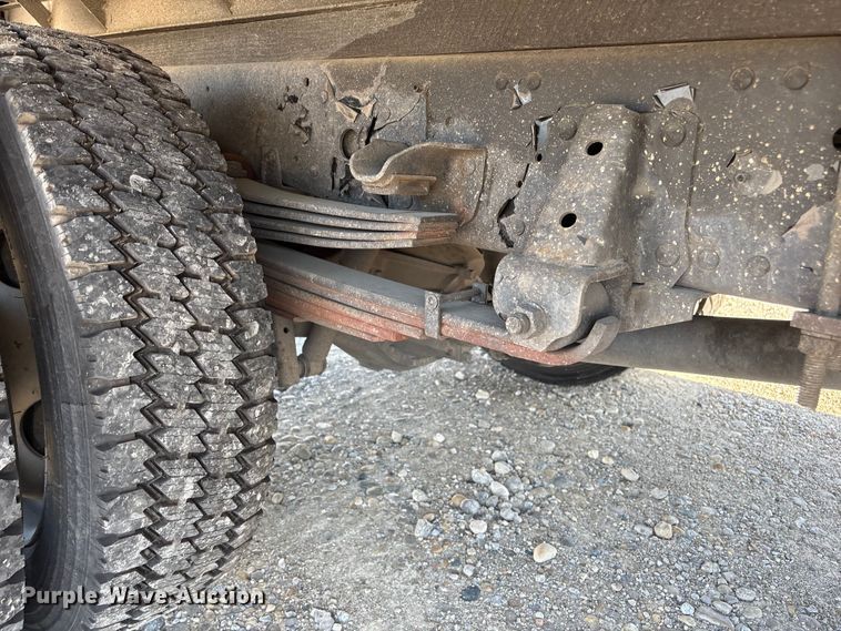 image for item EU0547 2012 Isuzu NRR refrigerated truck