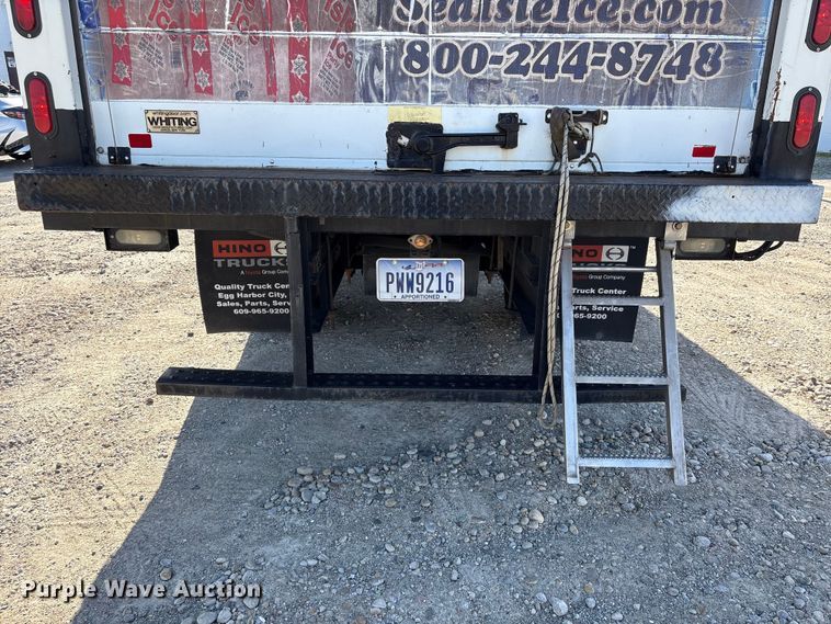 image for item EU0547 2012 Isuzu NRR refrigerated truck