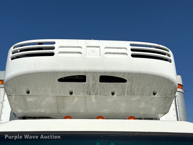 image for item EU0547 2012 Isuzu NRR refrigerated truck