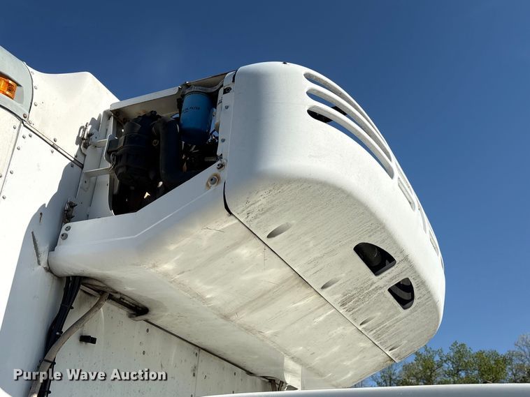 image for item EU0547 2012 Isuzu NRR refrigerated truck