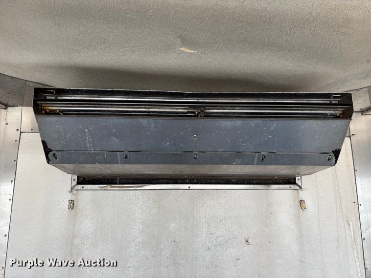 image for item EU0547 2012 Isuzu NRR refrigerated truck