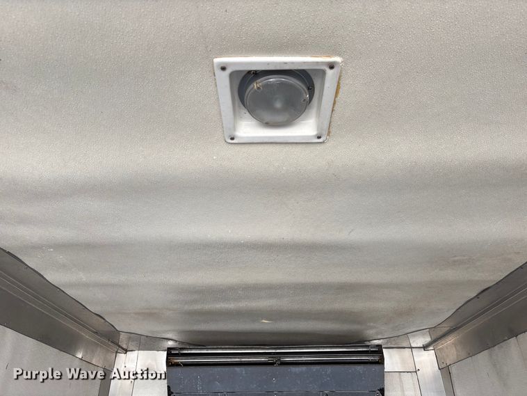 image for item EU0547 2012 Isuzu NRR refrigerated truck