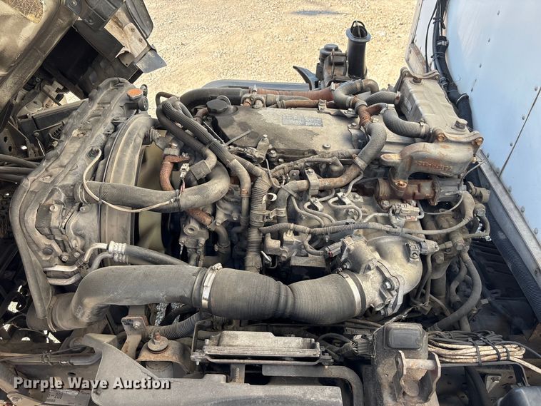 image for item EU0547 2012 Isuzu NRR refrigerated truck