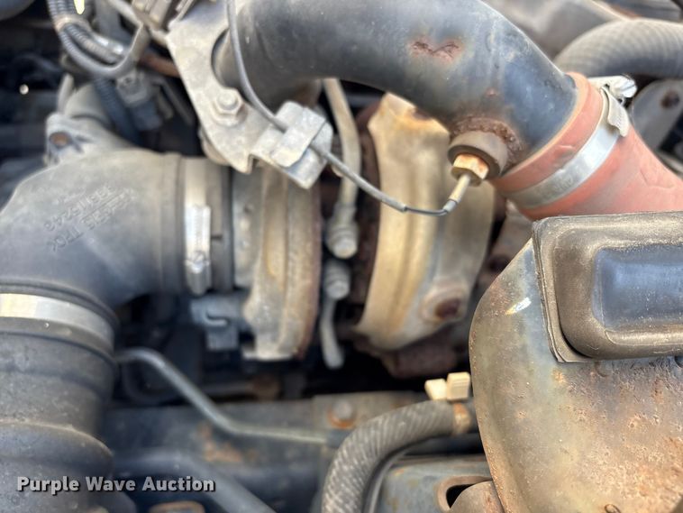 image for item EU0547 2012 Isuzu NRR refrigerated truck