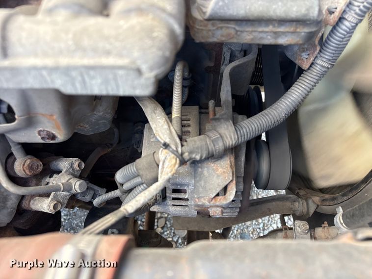 image for item EU0547 2012 Isuzu NRR refrigerated truck