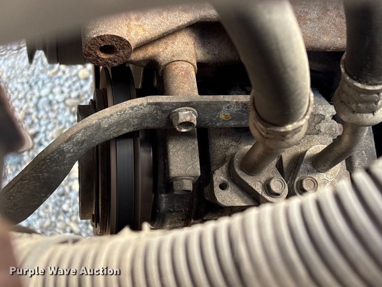 image for item EU0547 2012 Isuzu NRR refrigerated truck