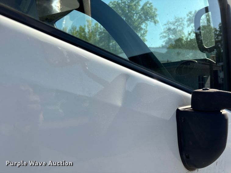 image for item EU0548 2017 Hino 195 refrigerated truck