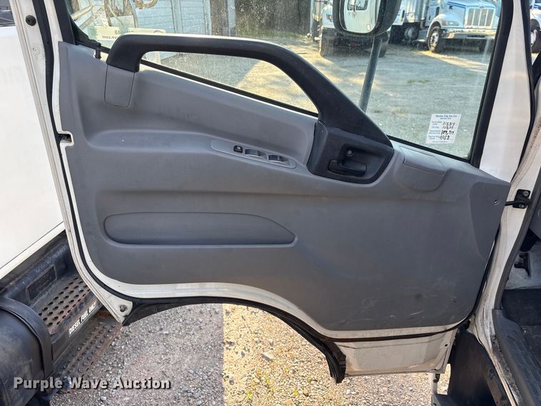 image for item EU0548 2017 Hino 195 refrigerated truck