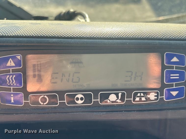 image for item EU0548 2017 Hino 195 refrigerated truck