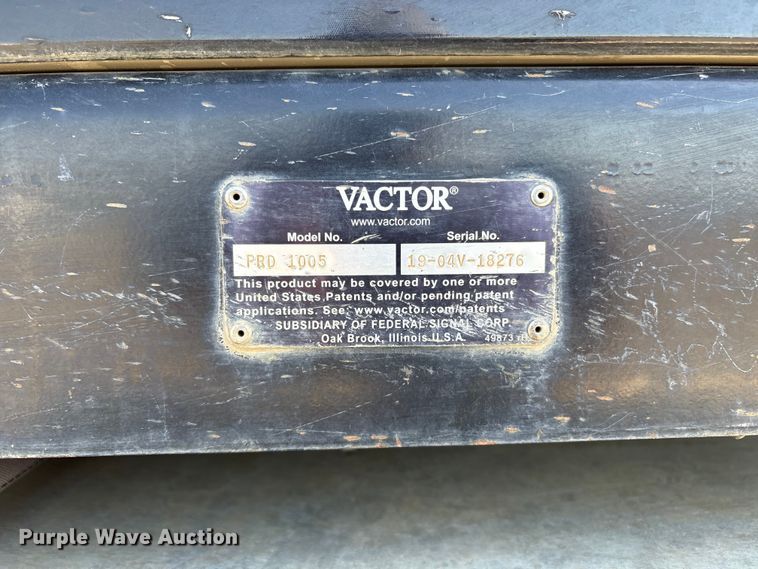 image for item EU8634 2019 Kenworth T400 hydrovac truck