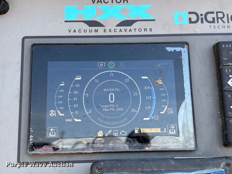 image for item EU8634 2019 Kenworth T400 hydrovac truck