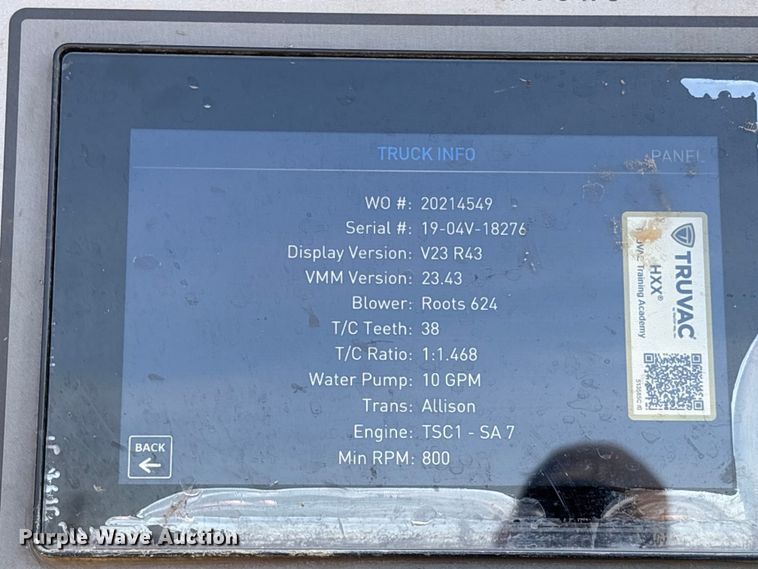 image for item EU8634 2019 Kenworth T400 hydrovac truck