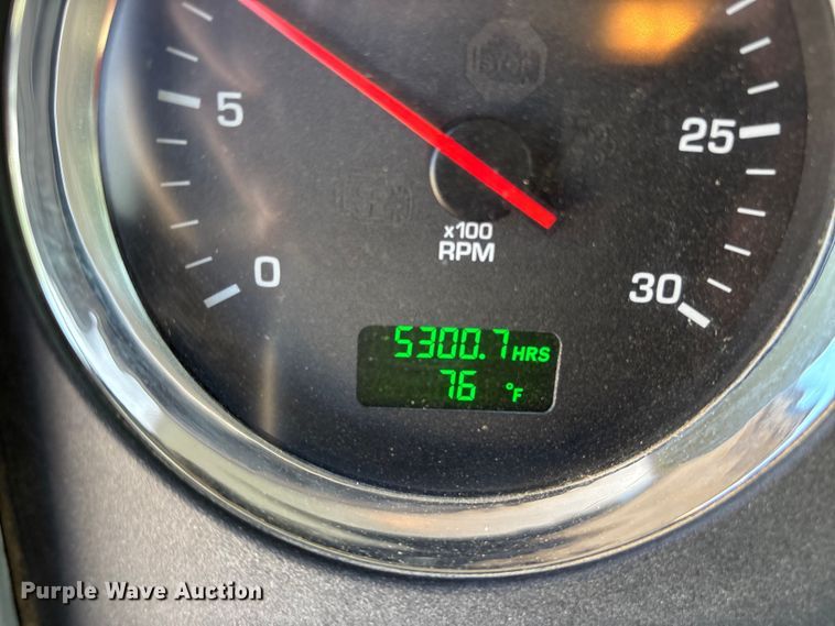 image for item EU8634 2019 Kenworth T400 hydrovac truck