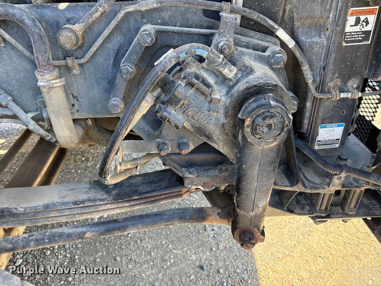 image for item EU8634 2019 Kenworth T400 hydrovac truck