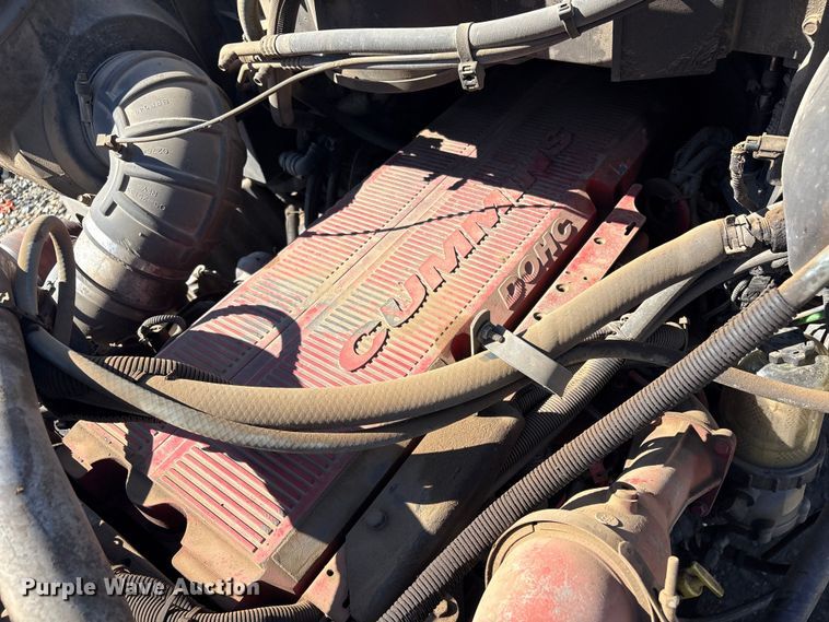 image for item EV2866 2007 Peterbilt 387 semi truck