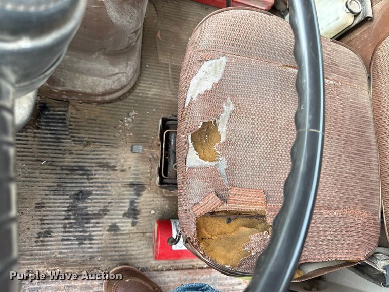 image for item EV7714 1982 Ford F8000 semi truck