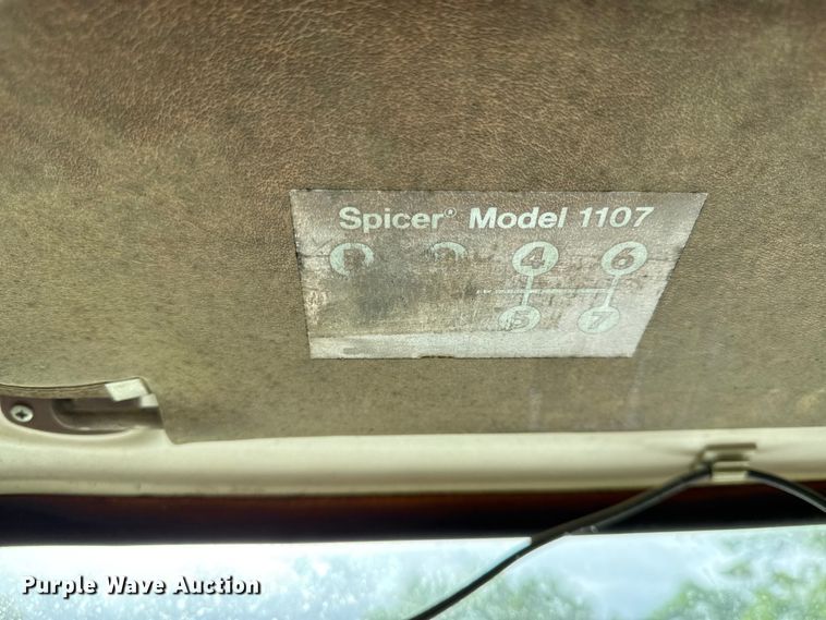 image for item EV7714 1982 Ford F8000 semi truck