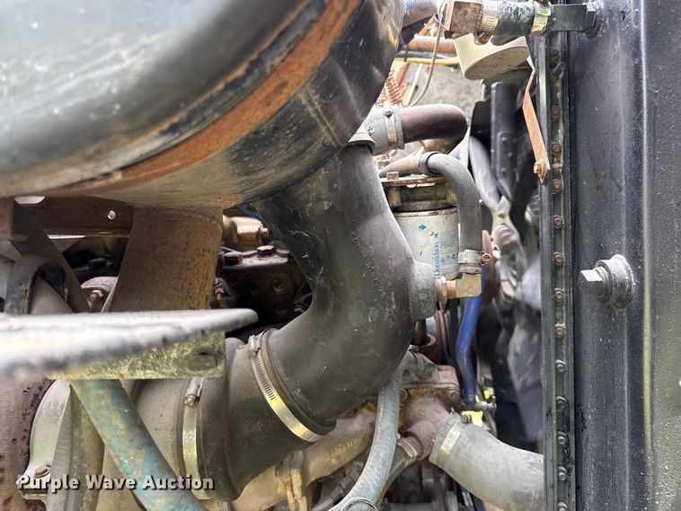 image for item EV7714 1982 Ford F8000 semi truck