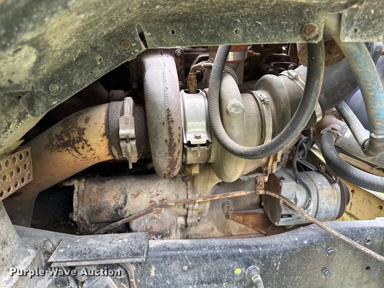 image for item EV7714 1982 Ford F8000 semi truck