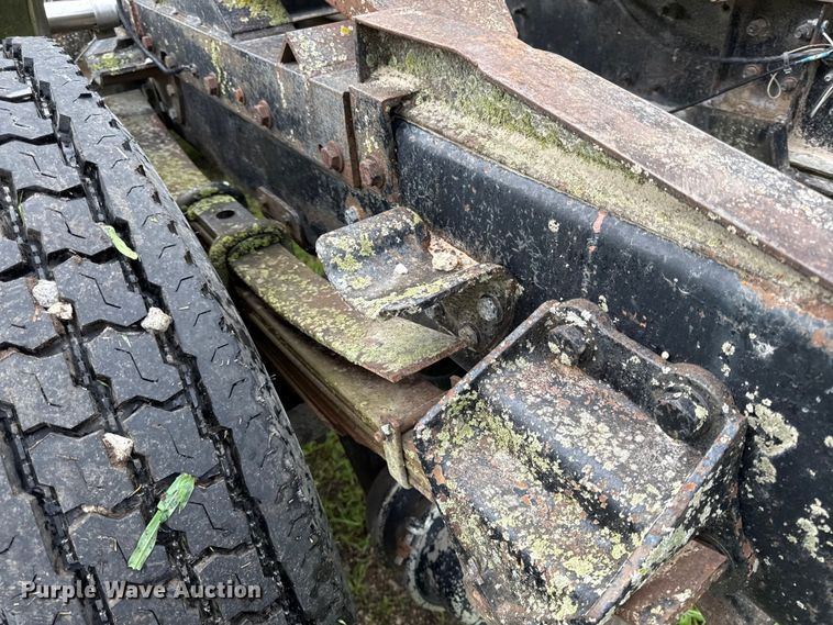 image for item EV7714 1982 Ford F8000 semi truck