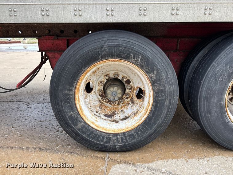 image for item FB3351 1989 Fruehauf FB91.5-F2-48LP dry van trailer