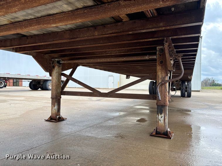 image for item FB3352 1999 Lufkin TFV-IPST dry van trailer