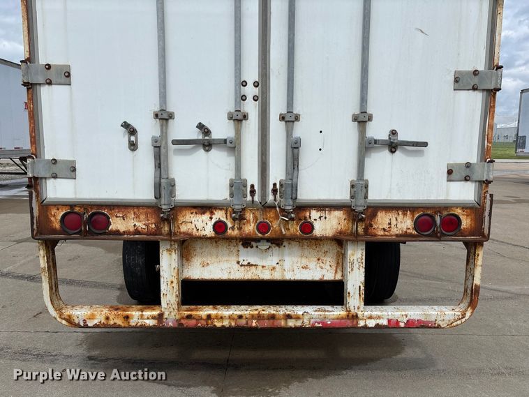 image for item FB3352 1999 Lufkin TFV-IPST dry van trailer