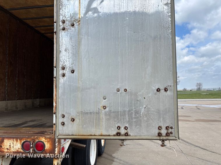 image for item FB3352 1999 Lufkin TFV-IPST dry van trailer