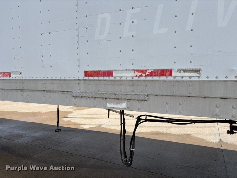 image for item FB3352 1999 Lufkin TFV-IPST dry van trailer