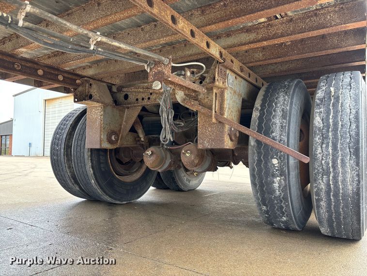 image for item FB3352 1999 Lufkin TFV-IPST dry van trailer