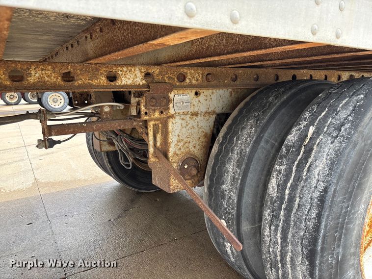 image for item FB3352 1999 Lufkin TFV-IPST dry van trailer