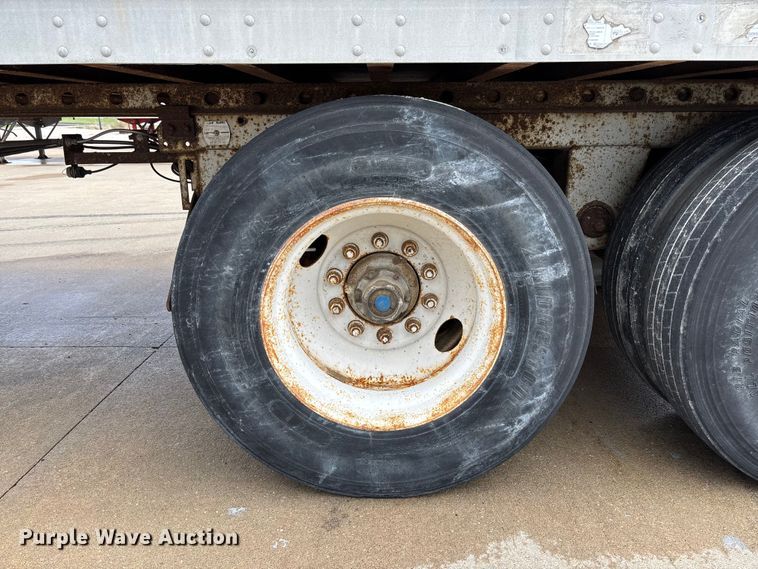 image for item FB3352 1999 Lufkin TFV-IPST dry van trailer
