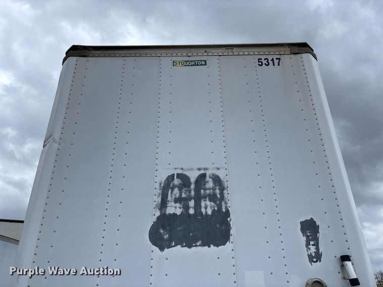 image for item FB3353 2001 Stoughton dry van trailer