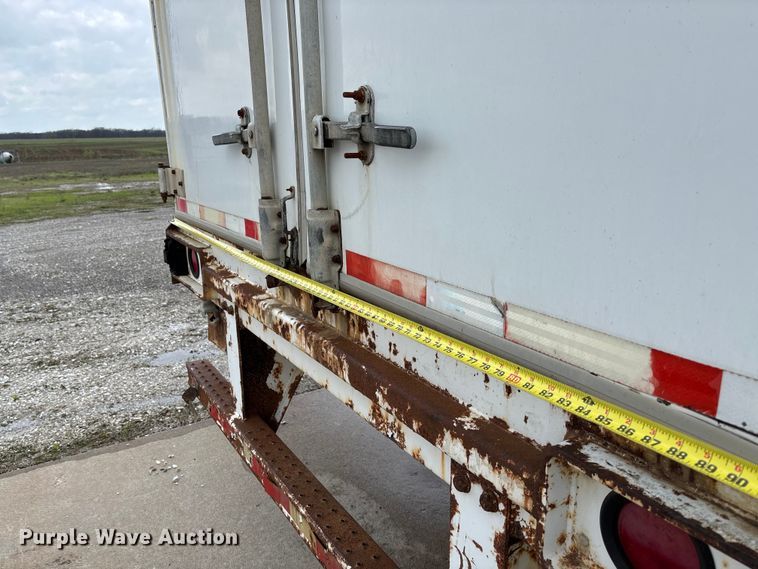 image for item FB3353 2001 Stoughton dry van trailer