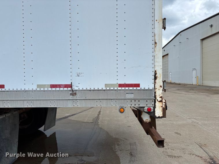 image for item FB3353 2001 Stoughton dry van trailer