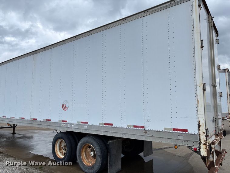 image for item FB3353 2001 Stoughton dry van trailer