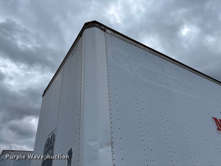 image for item FB3353 2001 Stoughton dry van trailer